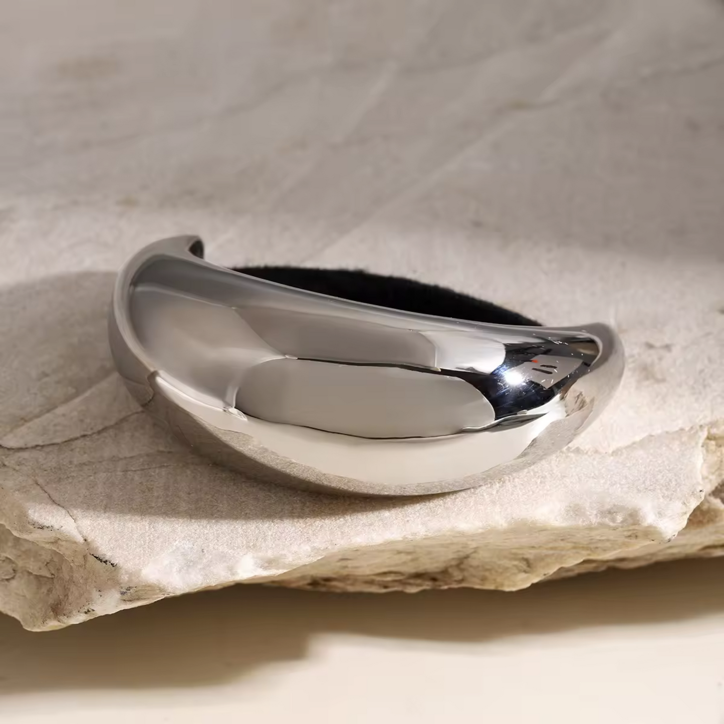 Large Rounded Lux Pony Cuff