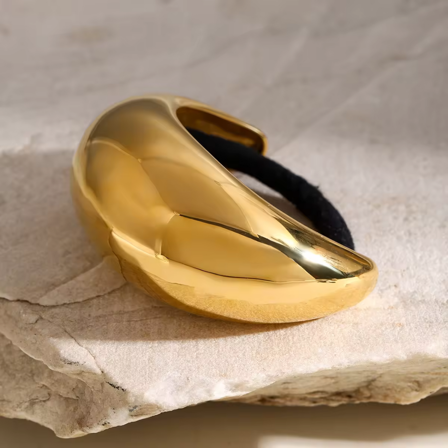 Large Rounded Lux Pony Cuff