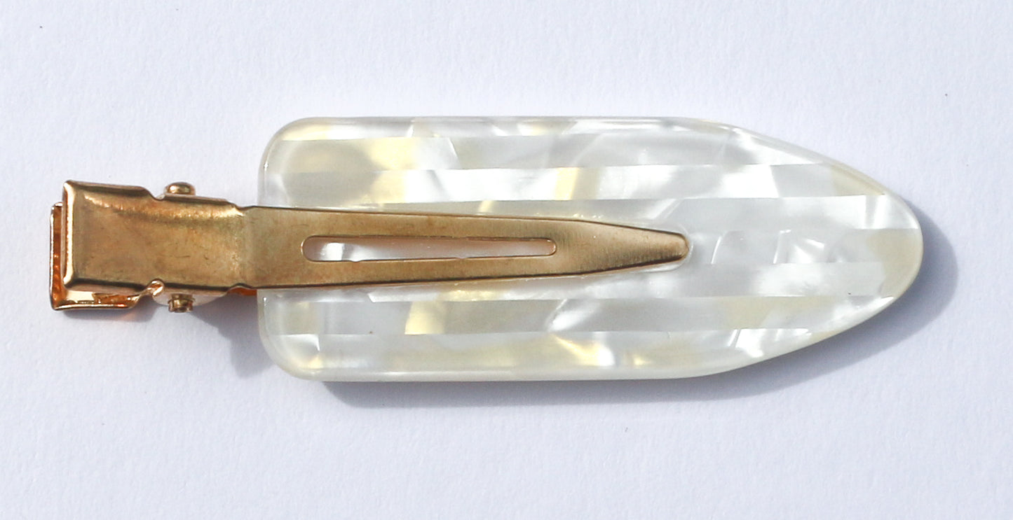 The Belle Pearl Subway Style No Crease Make-up Clip