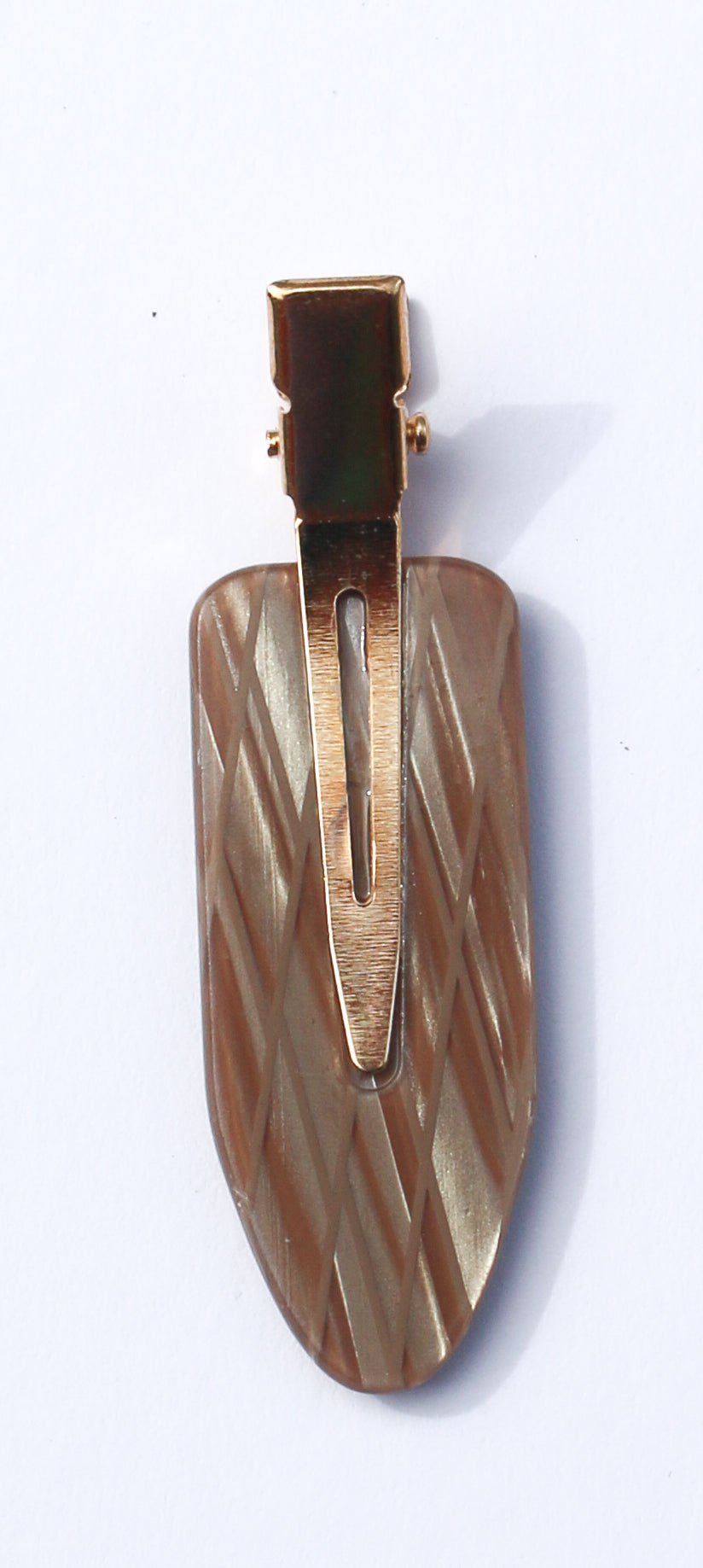 The Isabelle Mahogany Pearl Diamond No Crease Make-up Clip