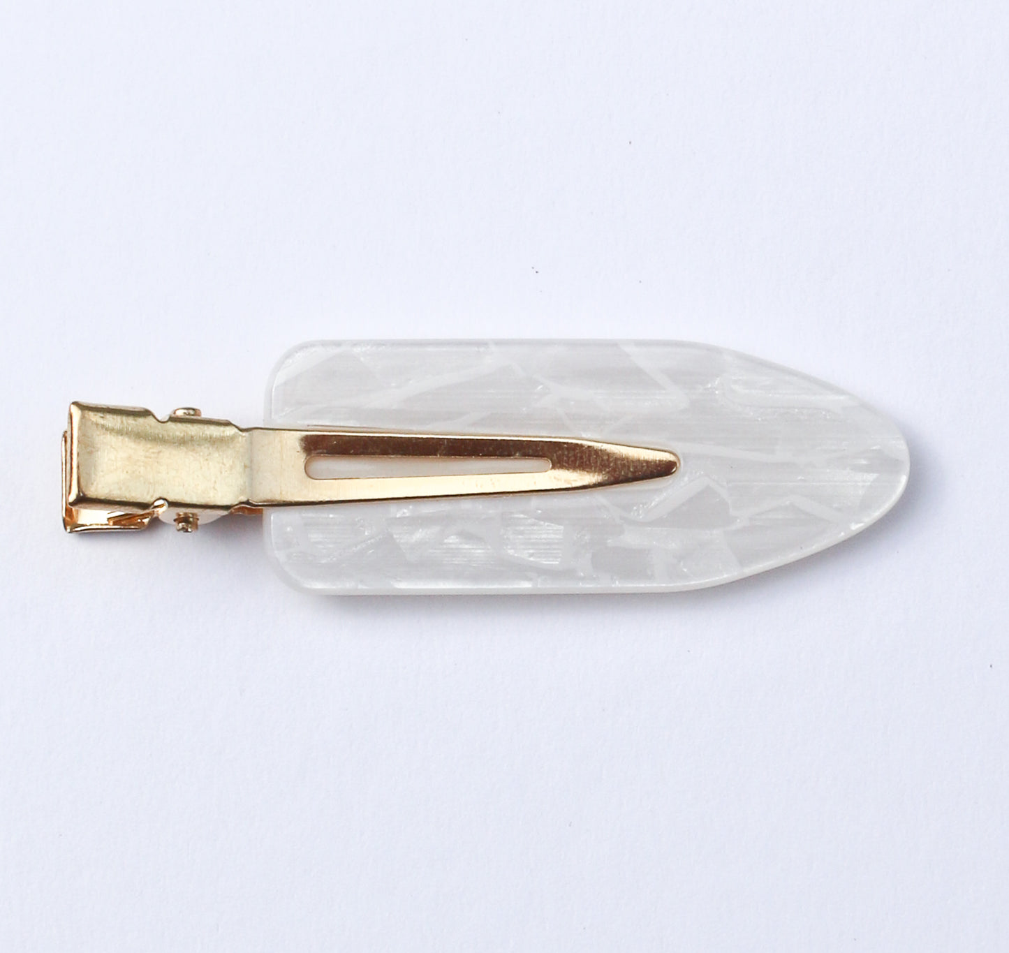 The Jacqueline White Marble No Crease Make-up Clip