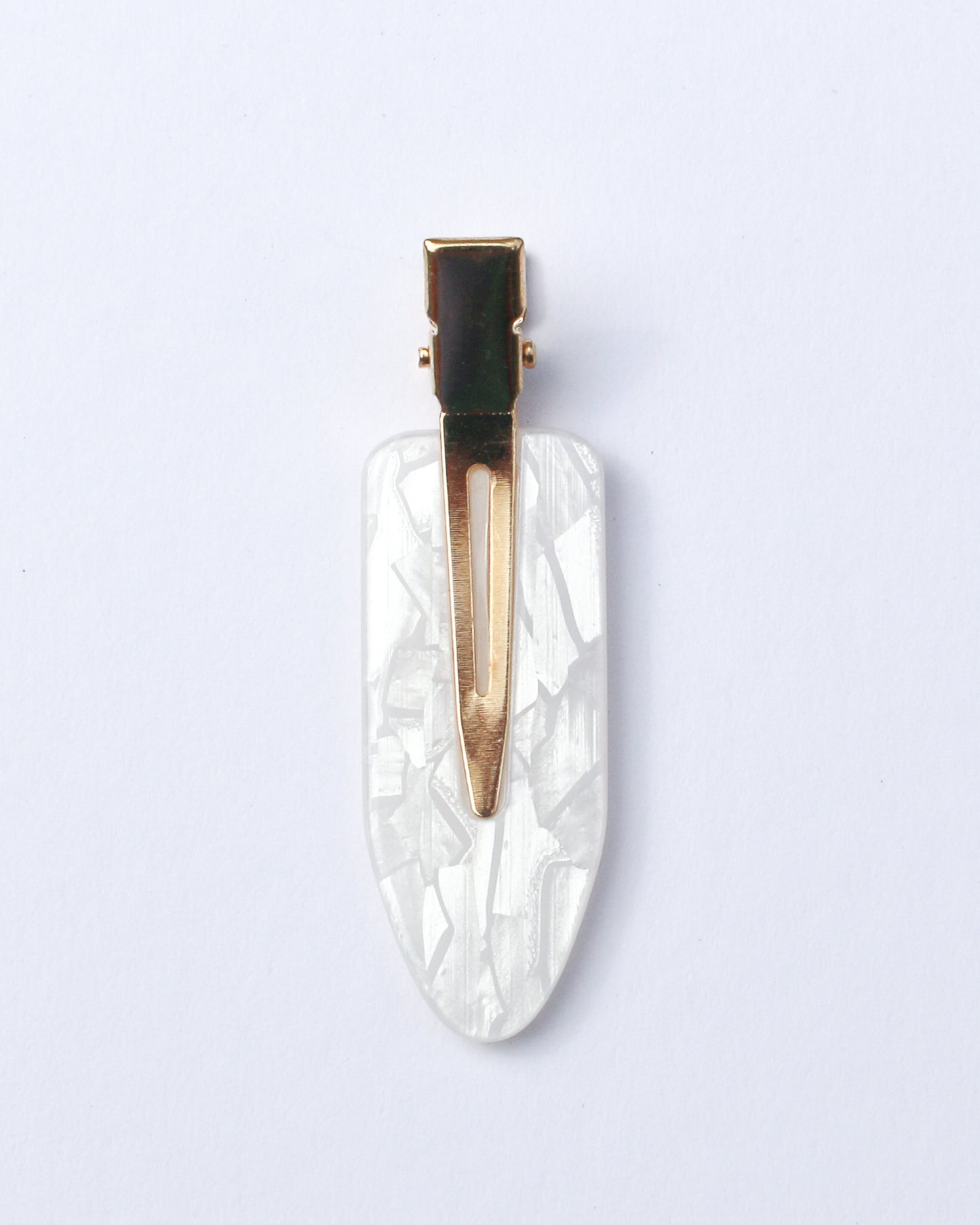 The Jacqueline White Marble No Crease Make-up Clip