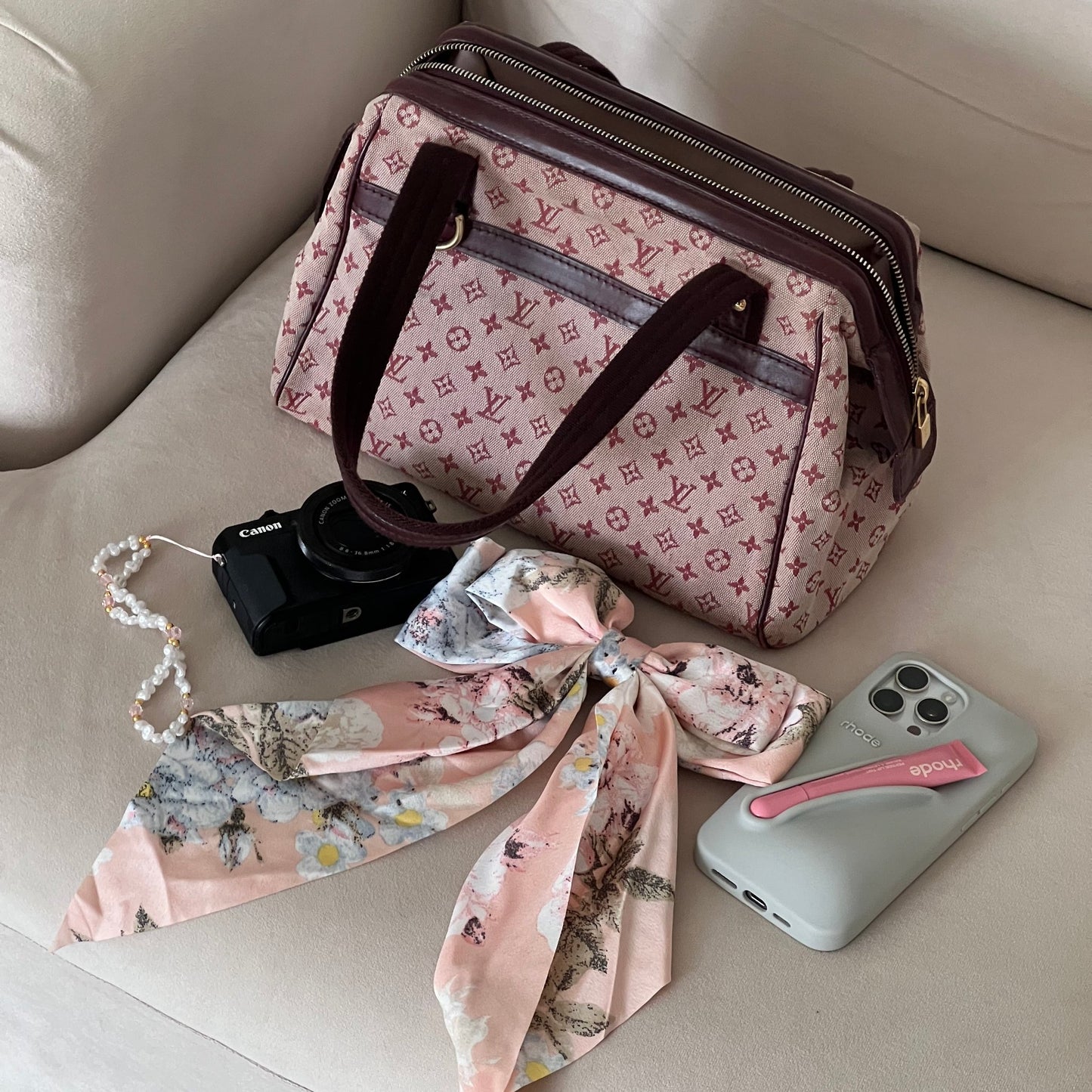 Chains Pink & Red Bow