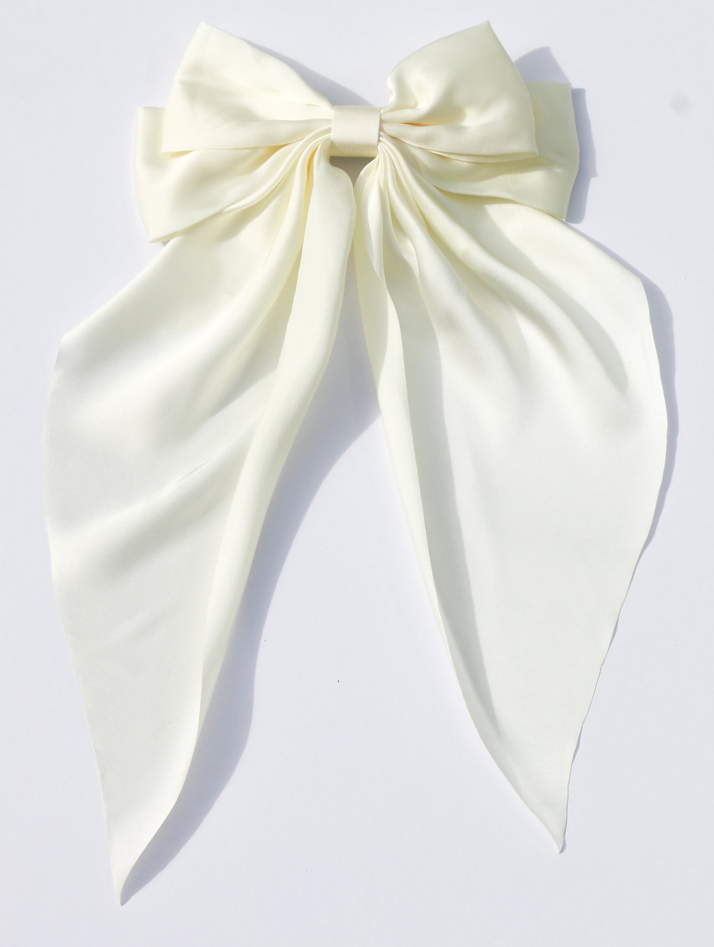 The Alicia Cream White Bow Clip