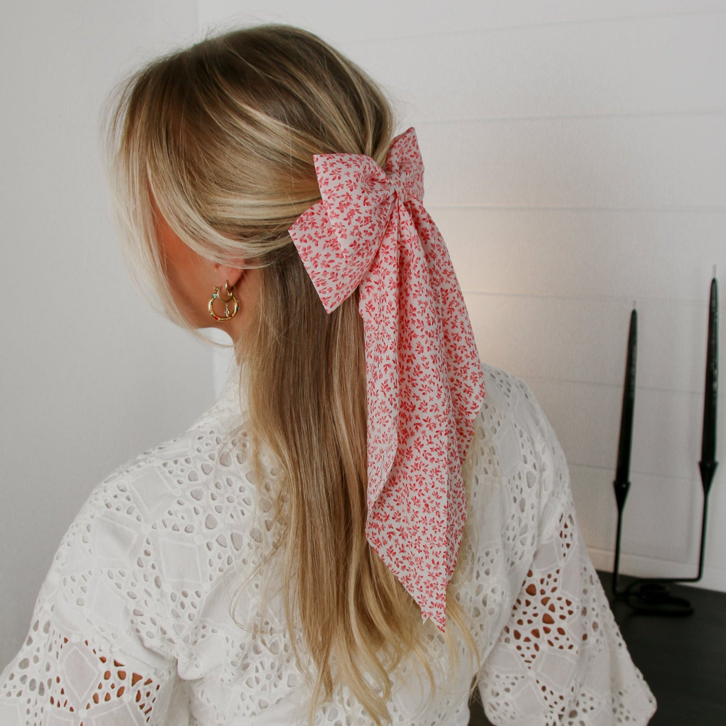 Red & White Petals Bow
