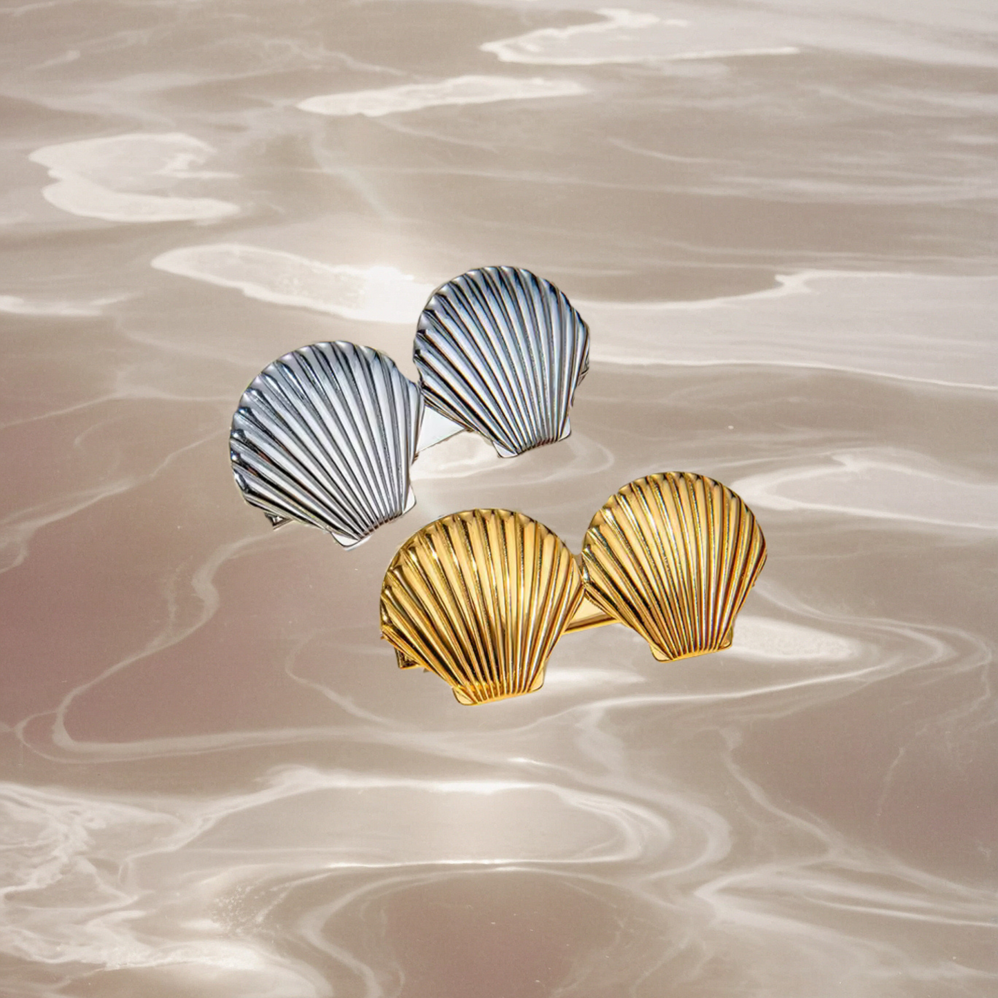 Seashell Luxe 18K Gold Double Shell Hair Clip