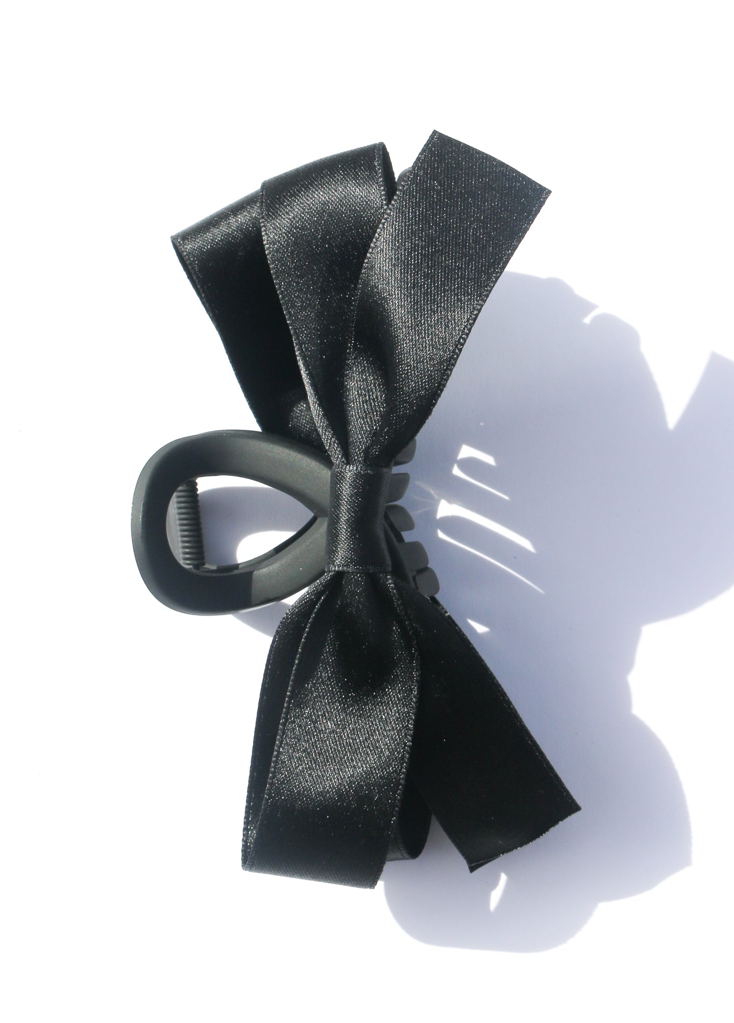 Valentina Matte Black Bow Claw Clip