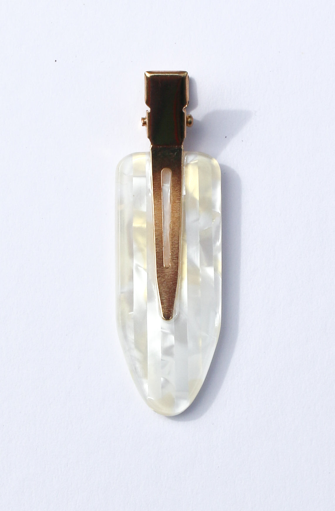 The Belle Pearl Subway Style No Crease Make-up Clip
