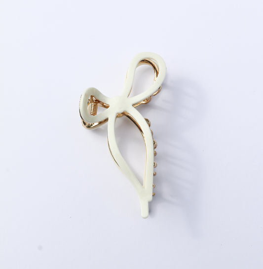 The Estelle White Bow Claw Clip